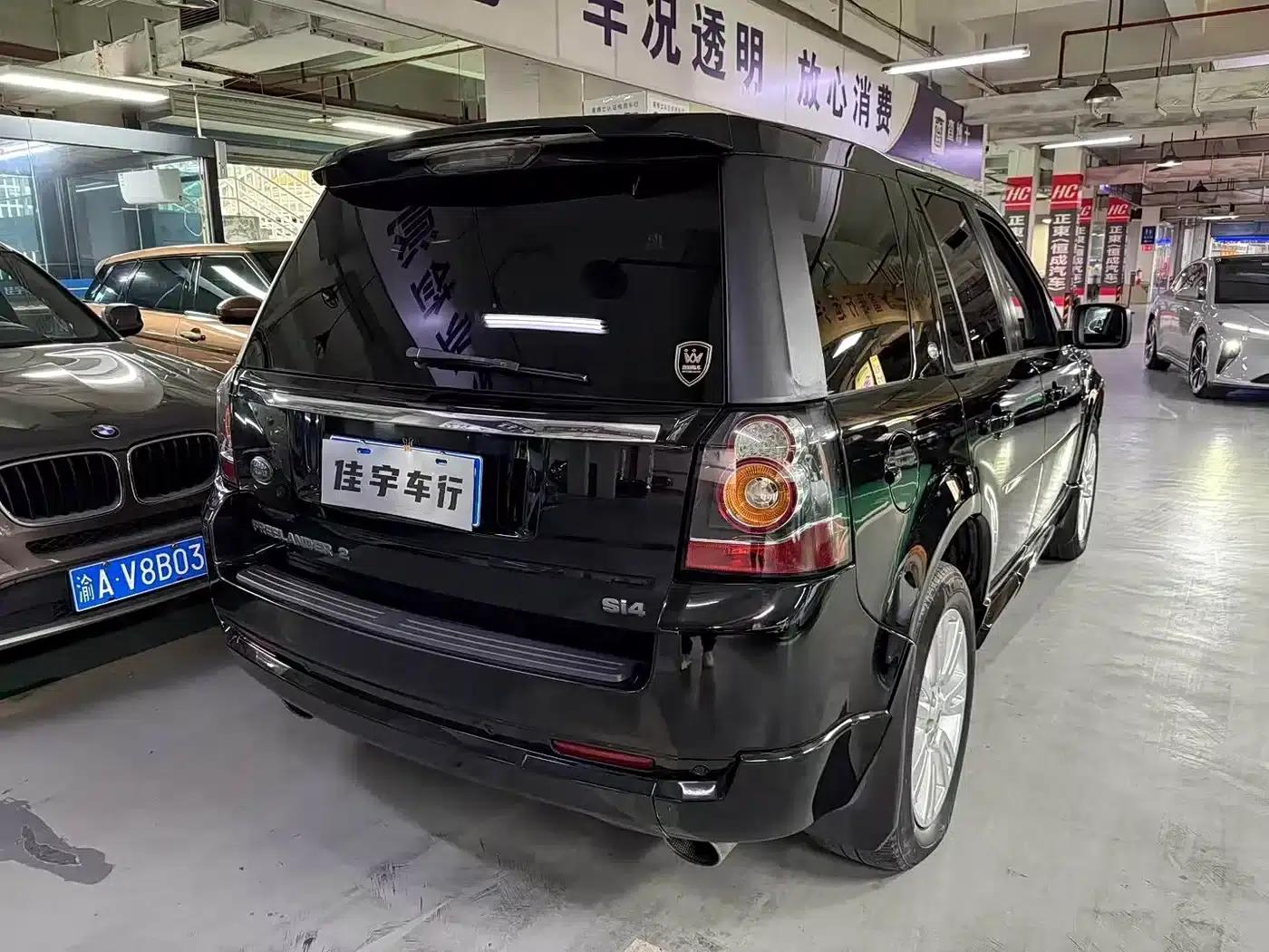 Freelander 2 2013 2.0T Si4 SE Petrol Version — миниатюра 3
