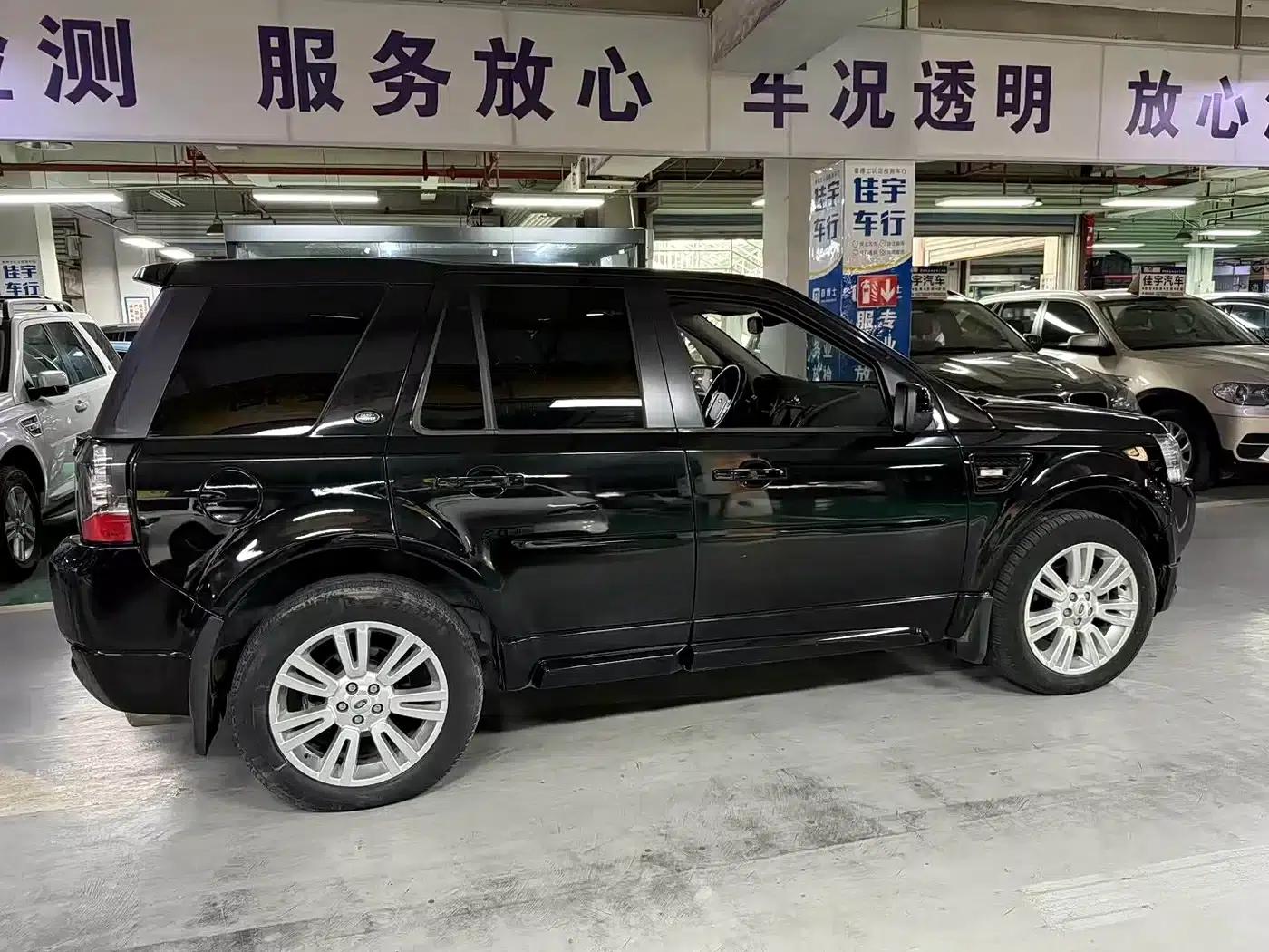 Freelander 2 2013 2.0T Si4 SE Petrol Version — миниатюра 4