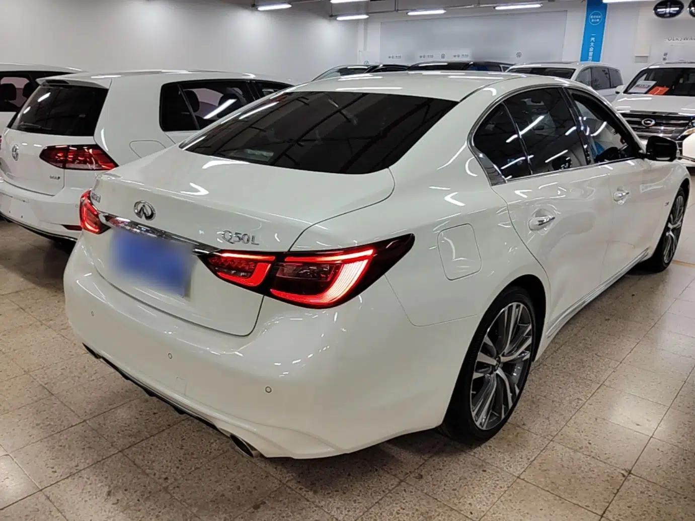 Infiniti Q50L 2022 2.0T Enjoyment Edition — миниатюра 6