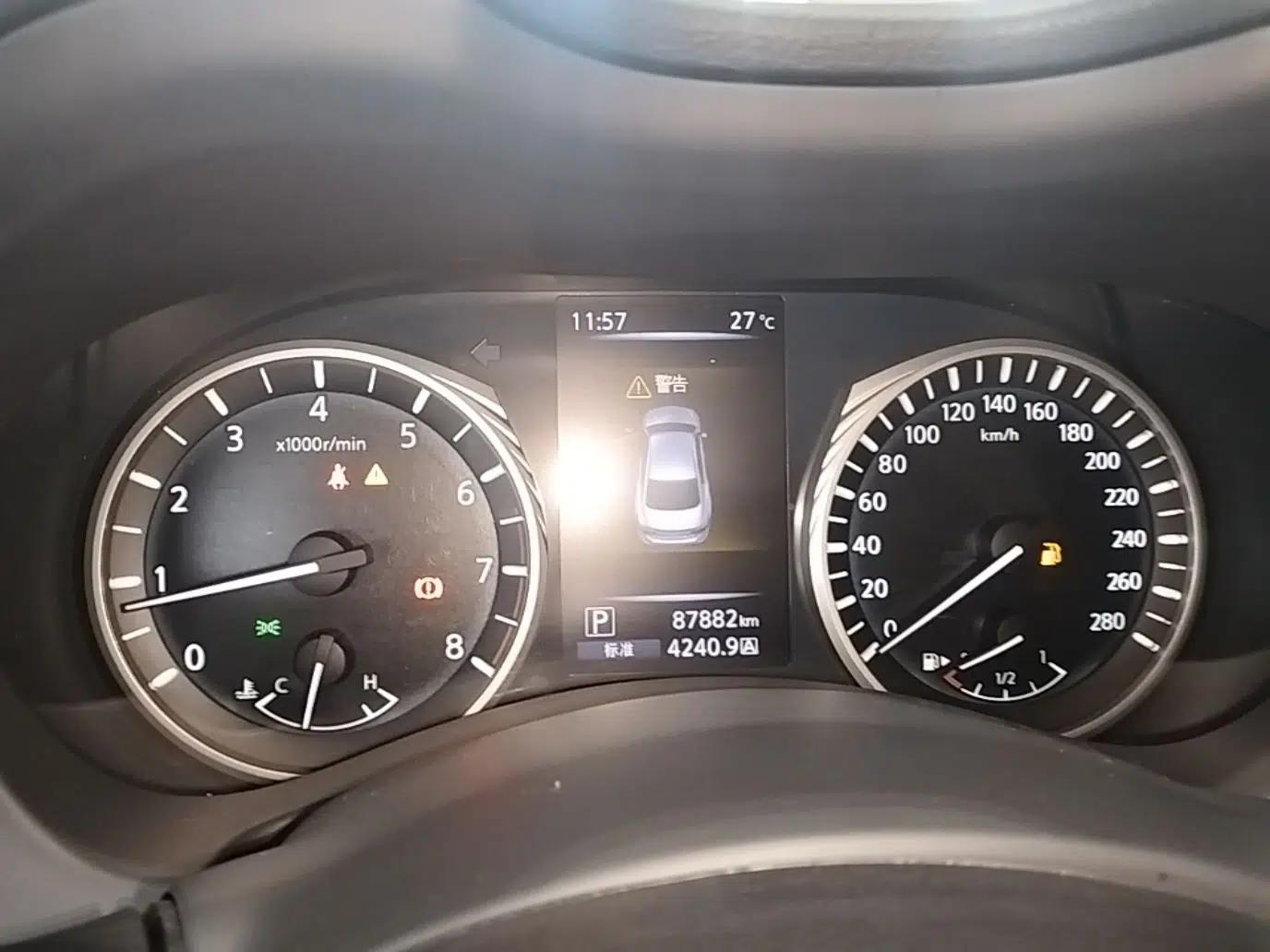 Infiniti Q50L 2018 2.0T Comfort Edition China V Standard — миниатюра 15