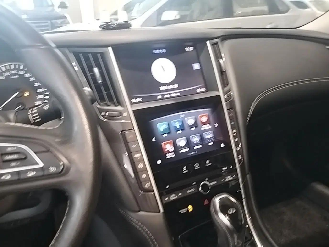 Infiniti Q50L 2018 2.0T Comfort Edition China V Standard — миниатюра 16