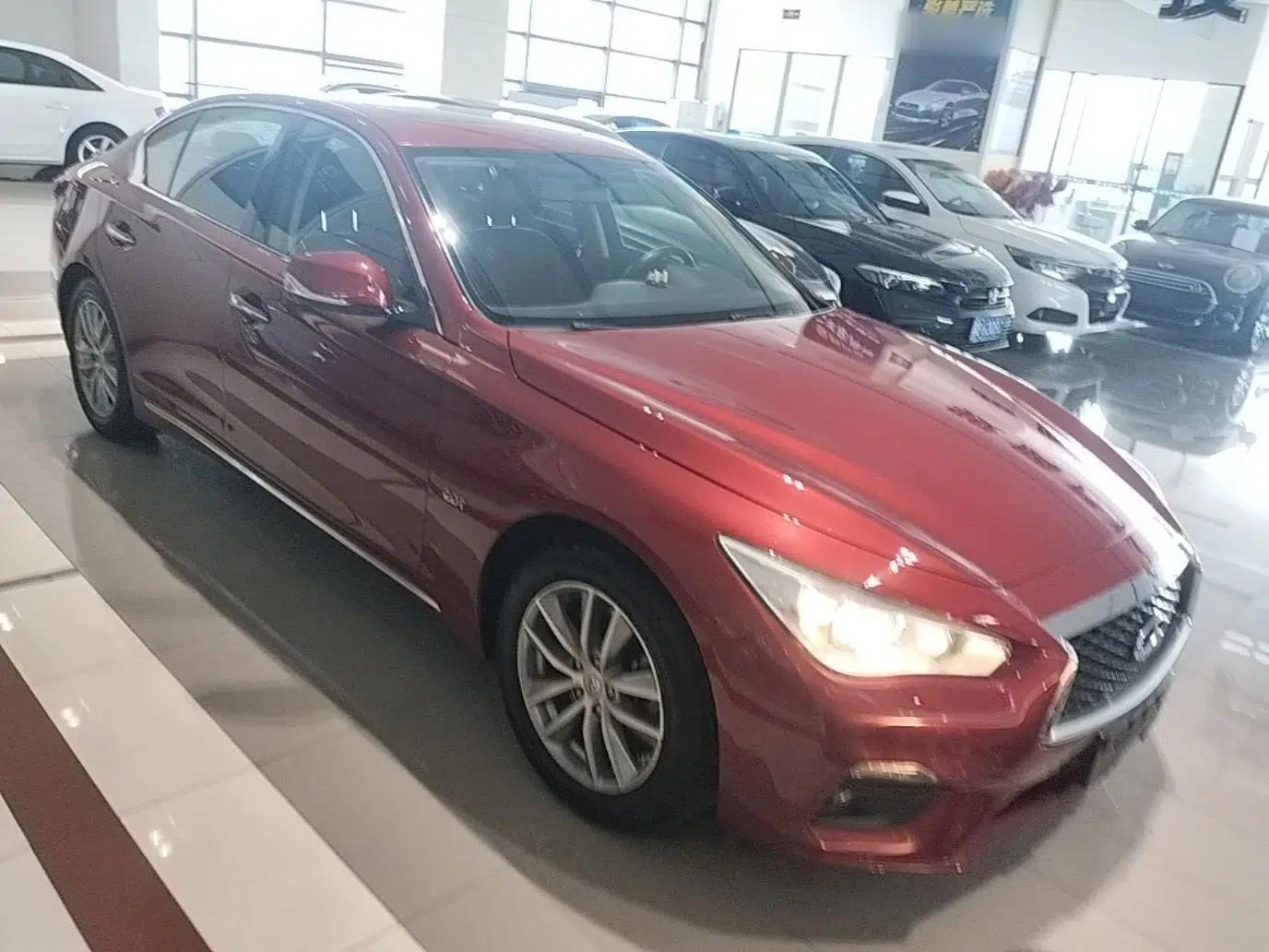 Infiniti Q50L 2018 2.0T Comfort Edition China V Standard — миниатюра 3