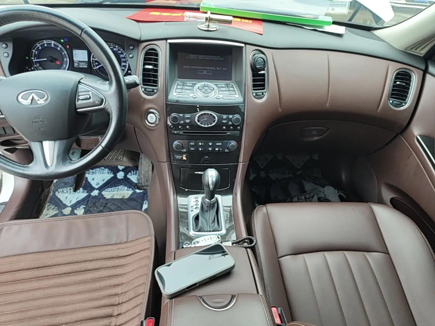 Infiniti QX50 2015 2.5L Enjoyment Edition — миниатюра 15