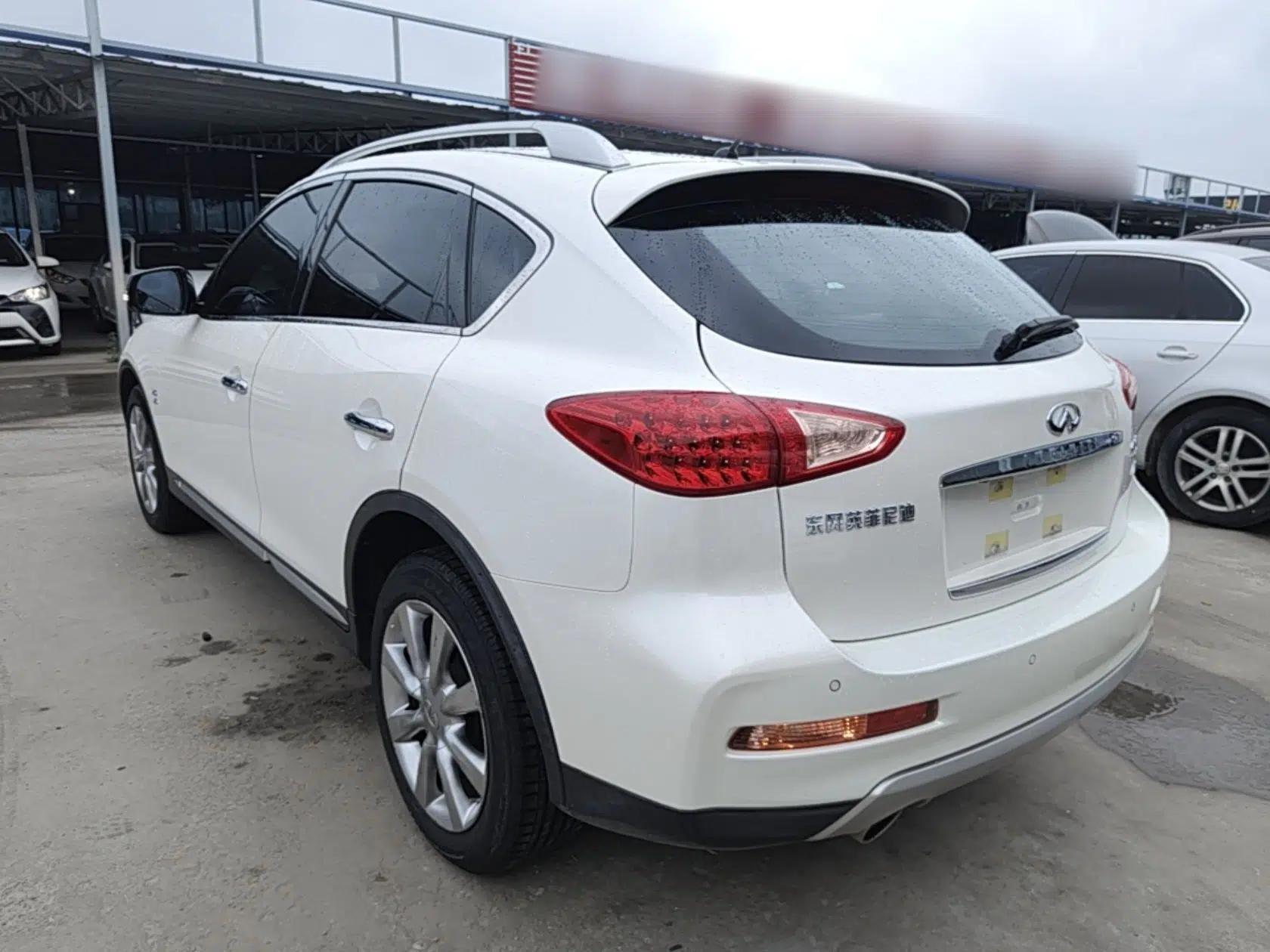 Infiniti QX50 2015 2.5L Enjoyment Edition — миниатюра 7