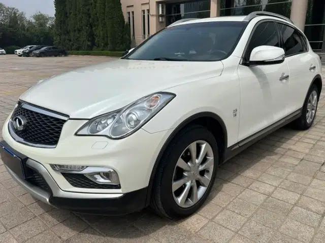 Infiniti QX50 2015 2.5L Enjoyment Edition