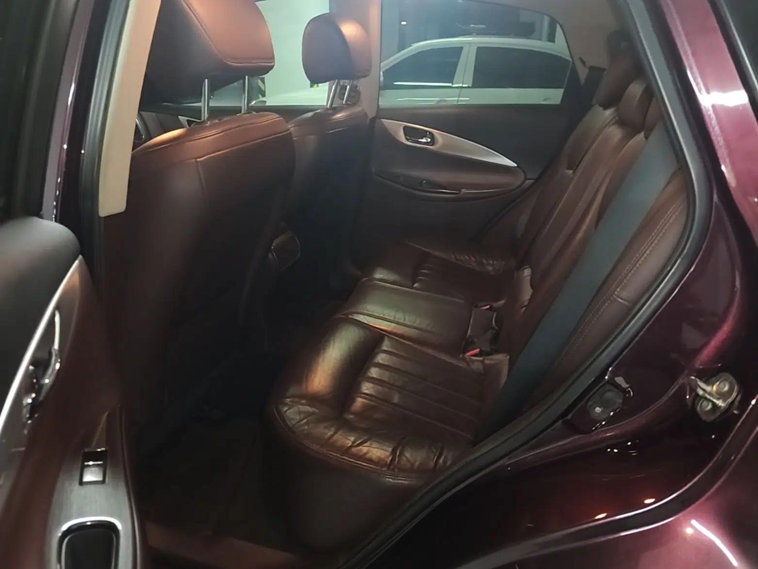 Infiniti QX50 2013 2.5L Two-Wheel-Drive Elegant Edition — миниатюра 20