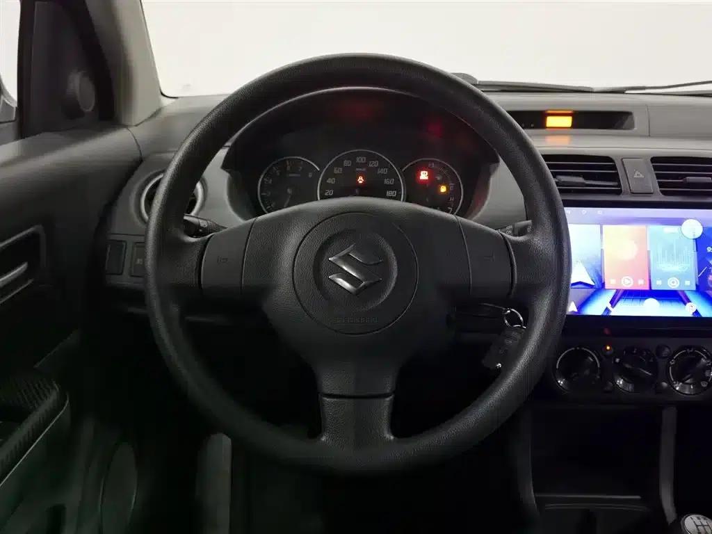 2015 Swift 1.5L Manual Limited Edition — миниатюра 11