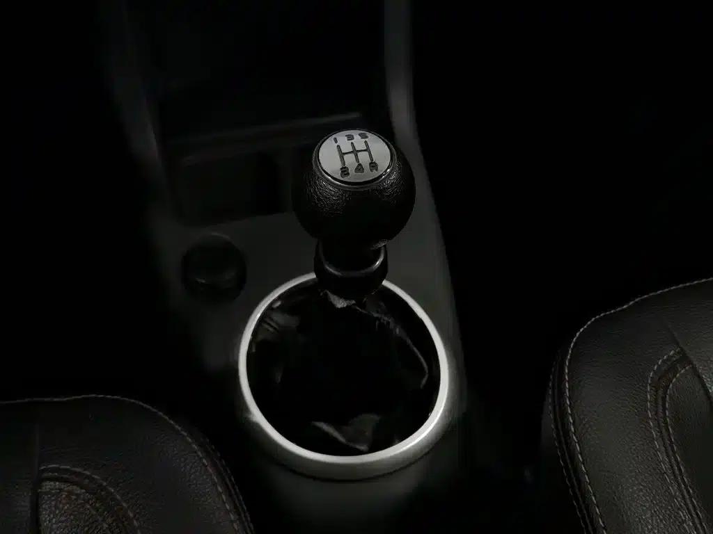 2015 Swift 1.5L Manual Limited Edition — миниатюра 13