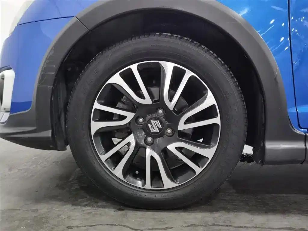 2015 Swift 1.5L Manual Limited Edition — миниатюра 17