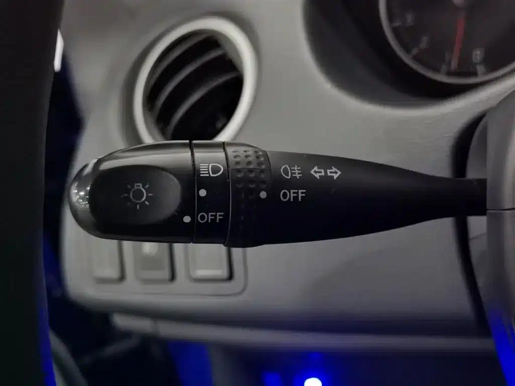 2015 Swift 1.5L Manual Limited Edition — миниатюра 21
