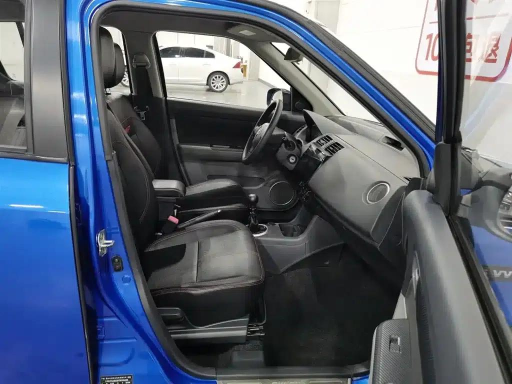 2015 Swift 1.5L Manual Limited Edition — миниатюра 23