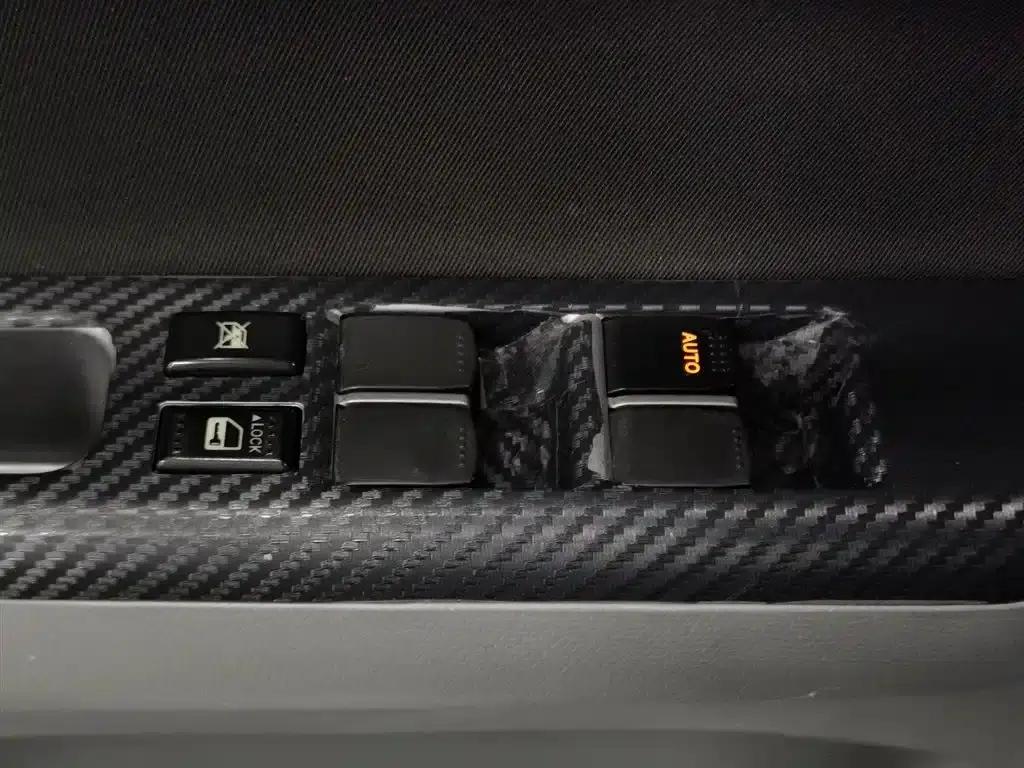 2015 Swift 1.5L Manual Limited Edition — миниатюра 9