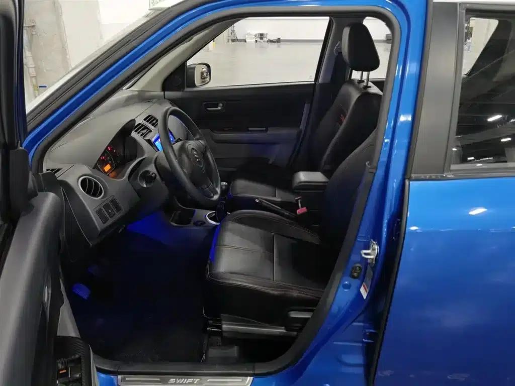 2015 Swift 1.5L Manual Limited Edition — миниатюра 10