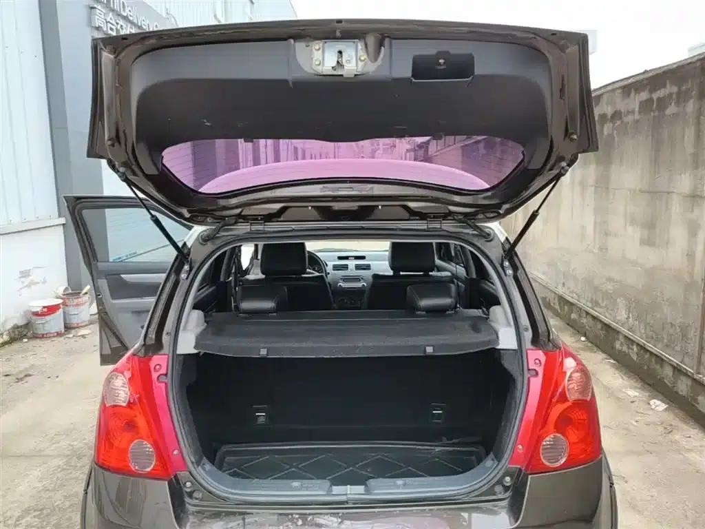 2013 Swift 1.5L Manual 20th Anniversary Limited Edition — миниатюра 19