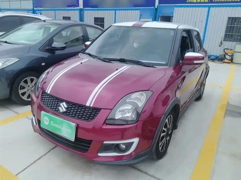 2013 Swift 1.5L Automatic 20th Anniversary Limited Edition — миниатюра 1
