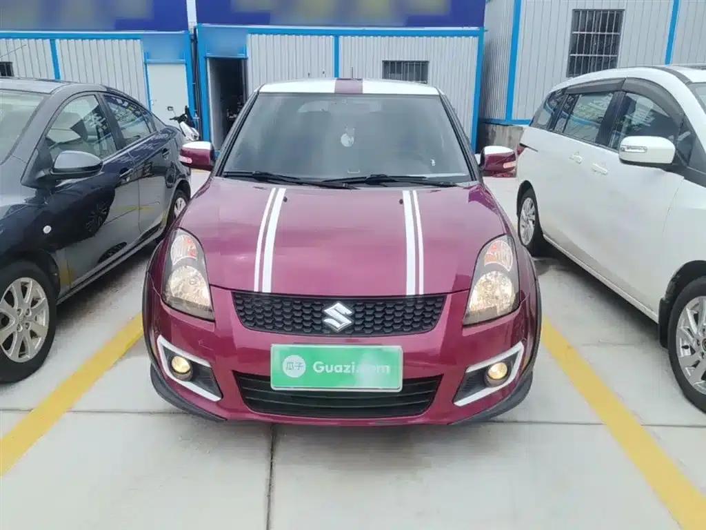 2013 Swift 1.5L Automatic 20th Anniversary Limited Edition — миниатюра 3