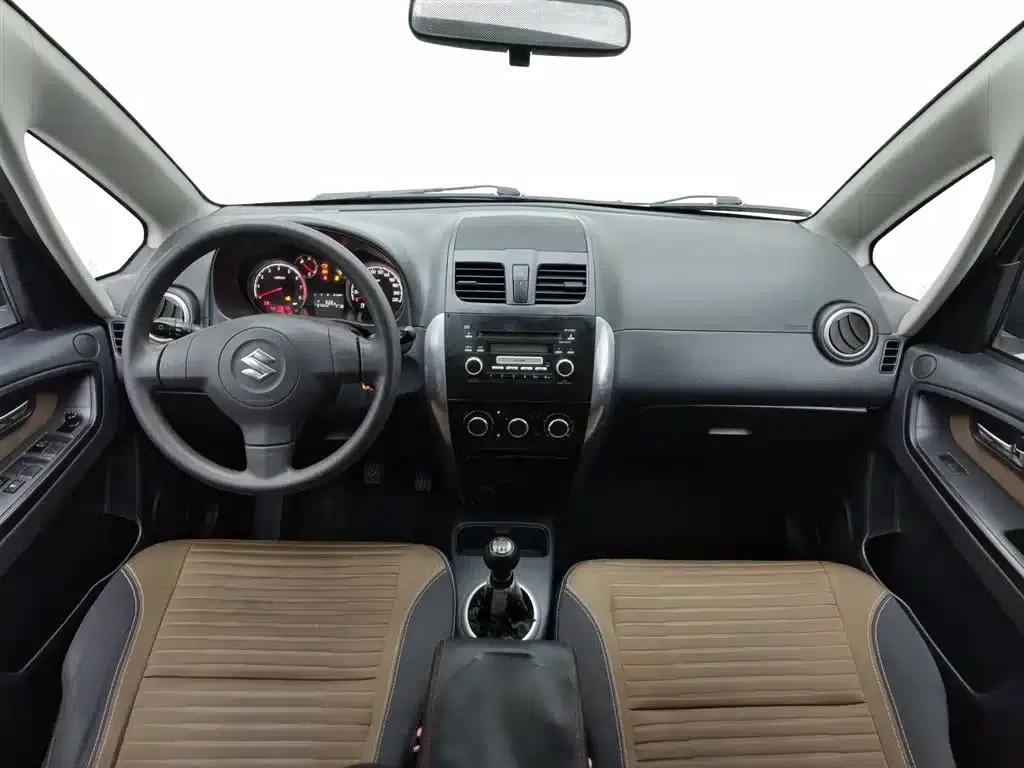 2013 Tianyu SX4 1.6L Manual Cool Edition — миниатюра 5