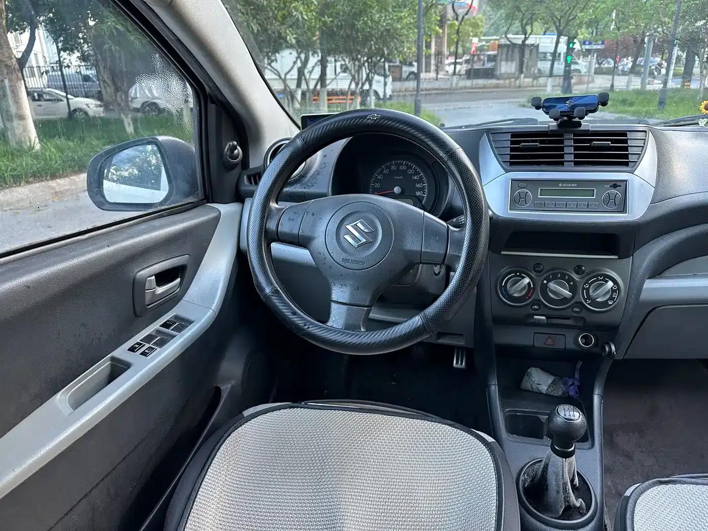 Alto 2013 1.0L Manual Comfort Model — миниатюра 12