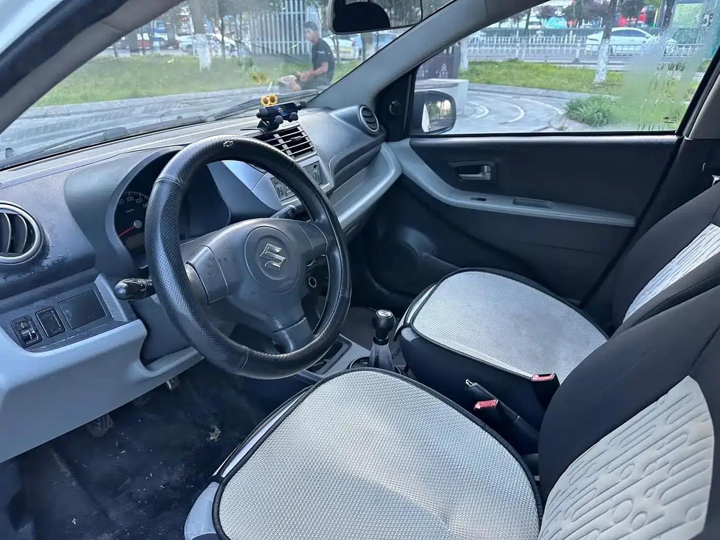 Alto 2013 1.0L Manual Comfort Model — миниатюра 15