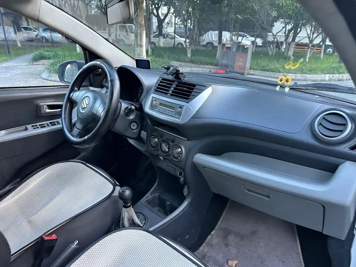 Alto 2013 1.0L Manual Comfort Model — миниатюра 18