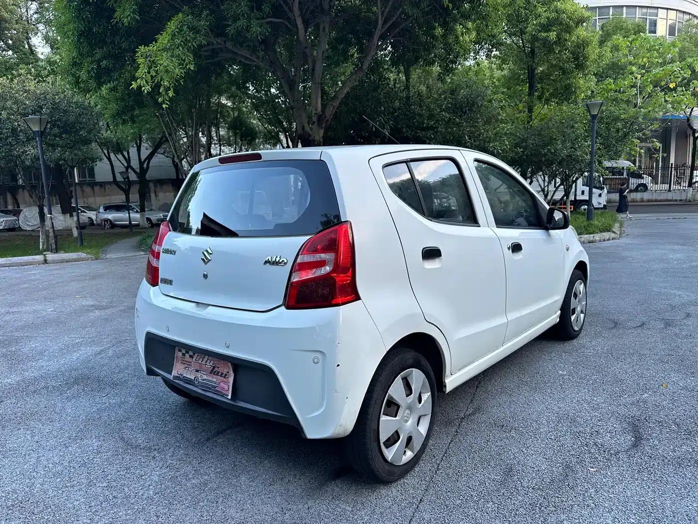 Alto 2013 1.0L Manual Comfort Model — миниатюра 6