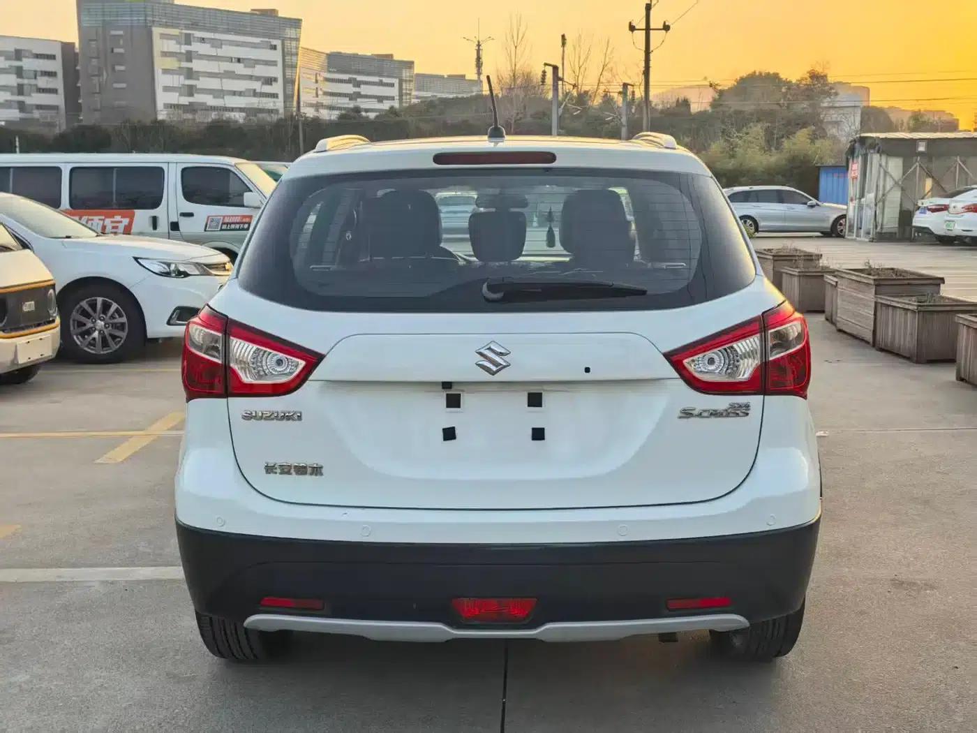 Vitara 2014 1.6L CVT 2WD Elite — миниатюра 11