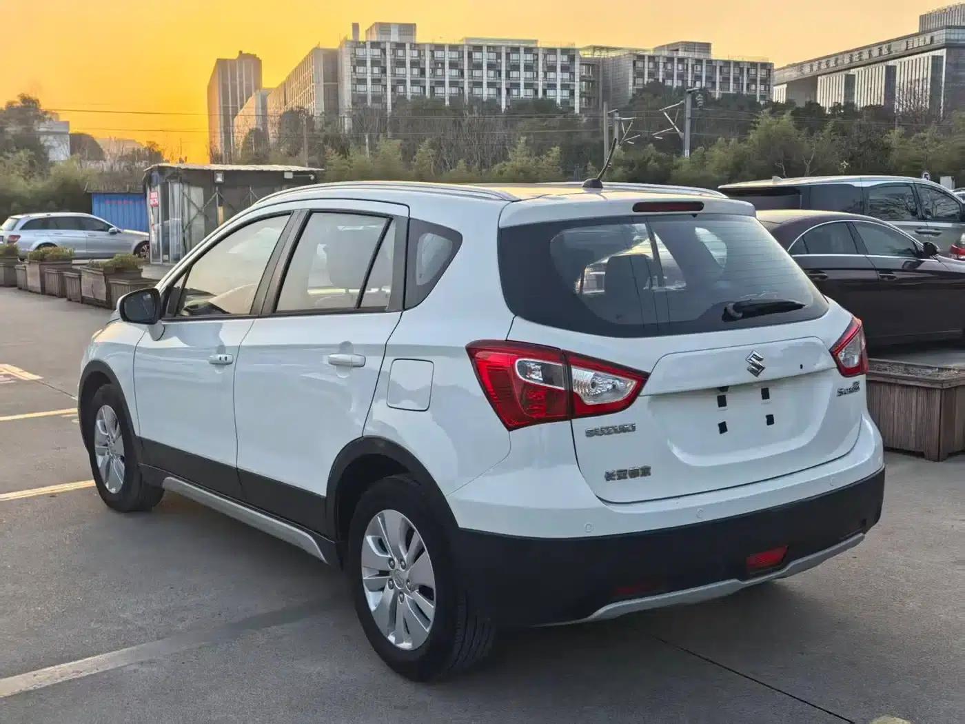 Vitara 2014 1.6L CVT 2WD Elite — миниатюра 12