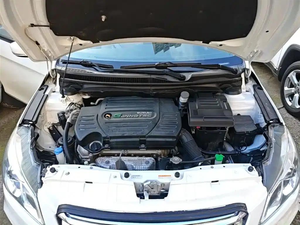Ciaz 2015 1.6L Manual Comfort Edition — миниатюра 20