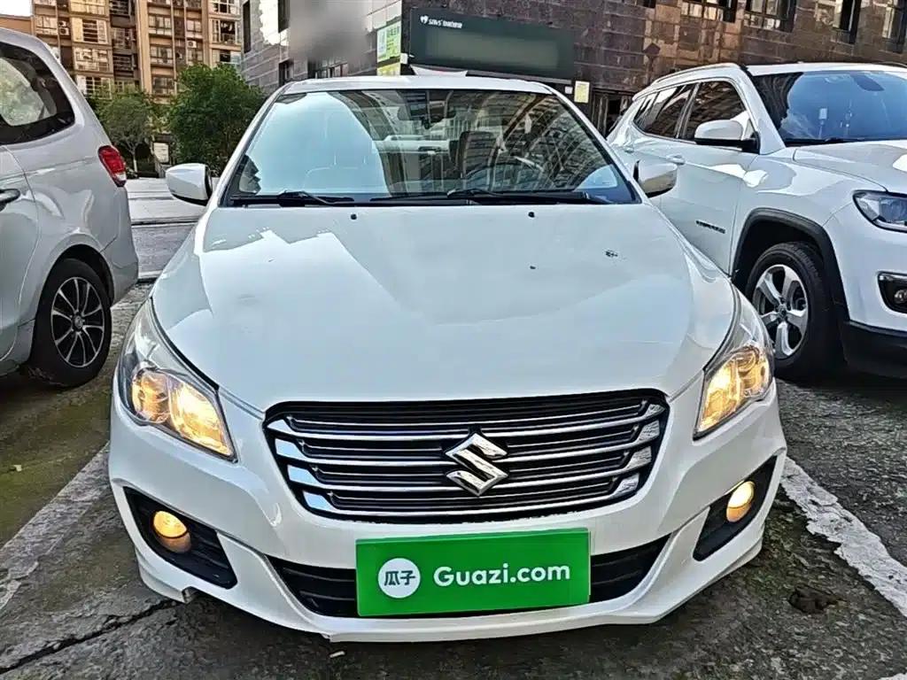 Ciaz 2015 1.6L Manual Comfort Edition — миниатюра 3