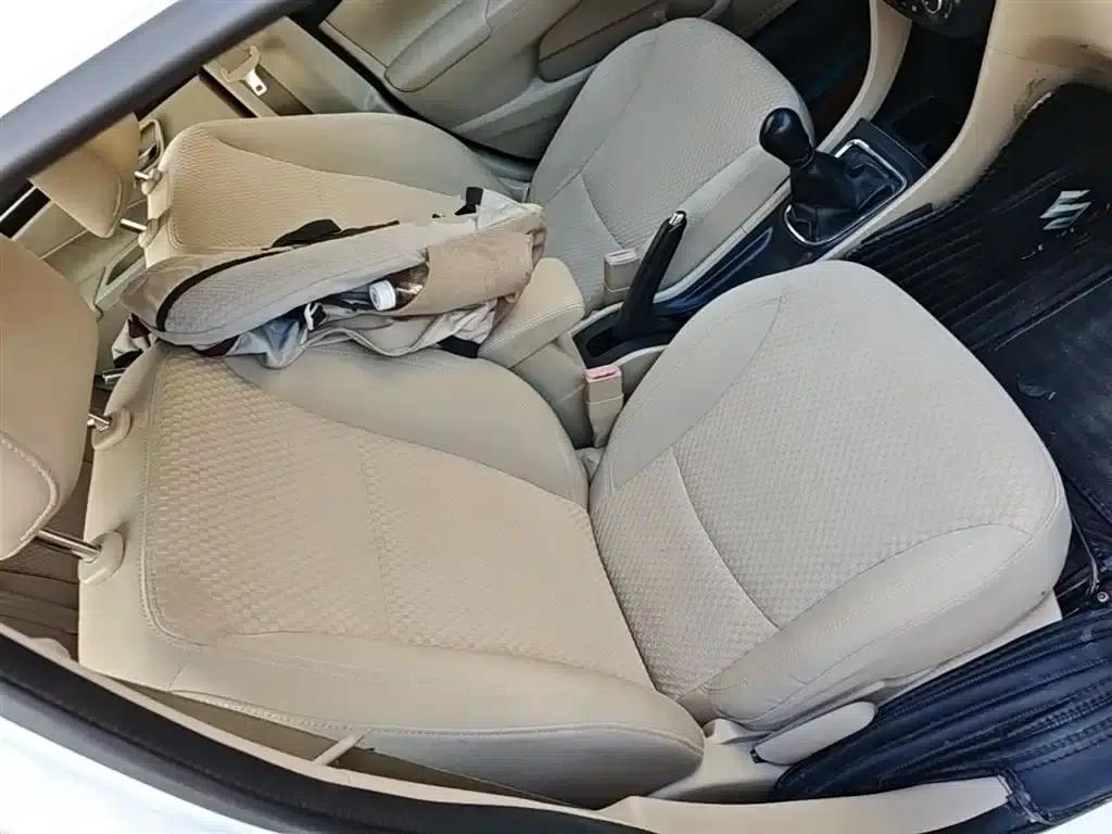 Ciaz 2015 1.6L Manual Comfort Edition — миниатюра 25