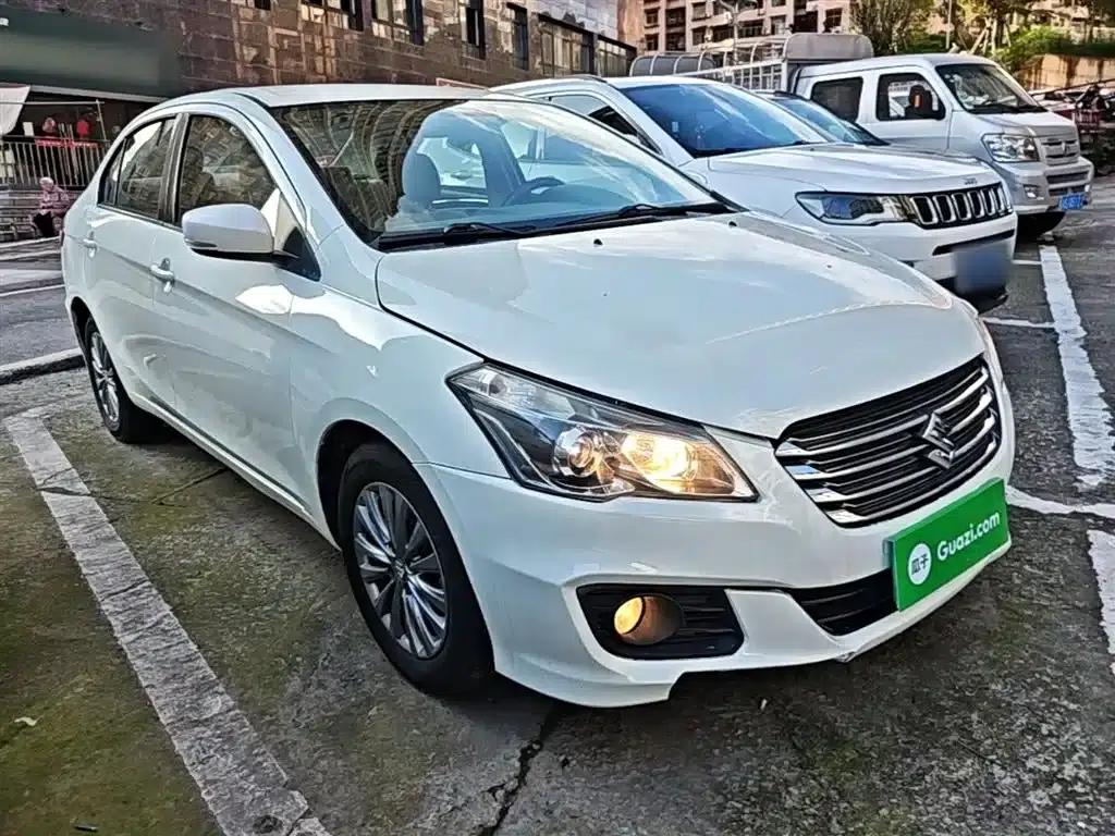 Ciaz 2015 1.6L Manual Comfort Edition — миниатюра 4