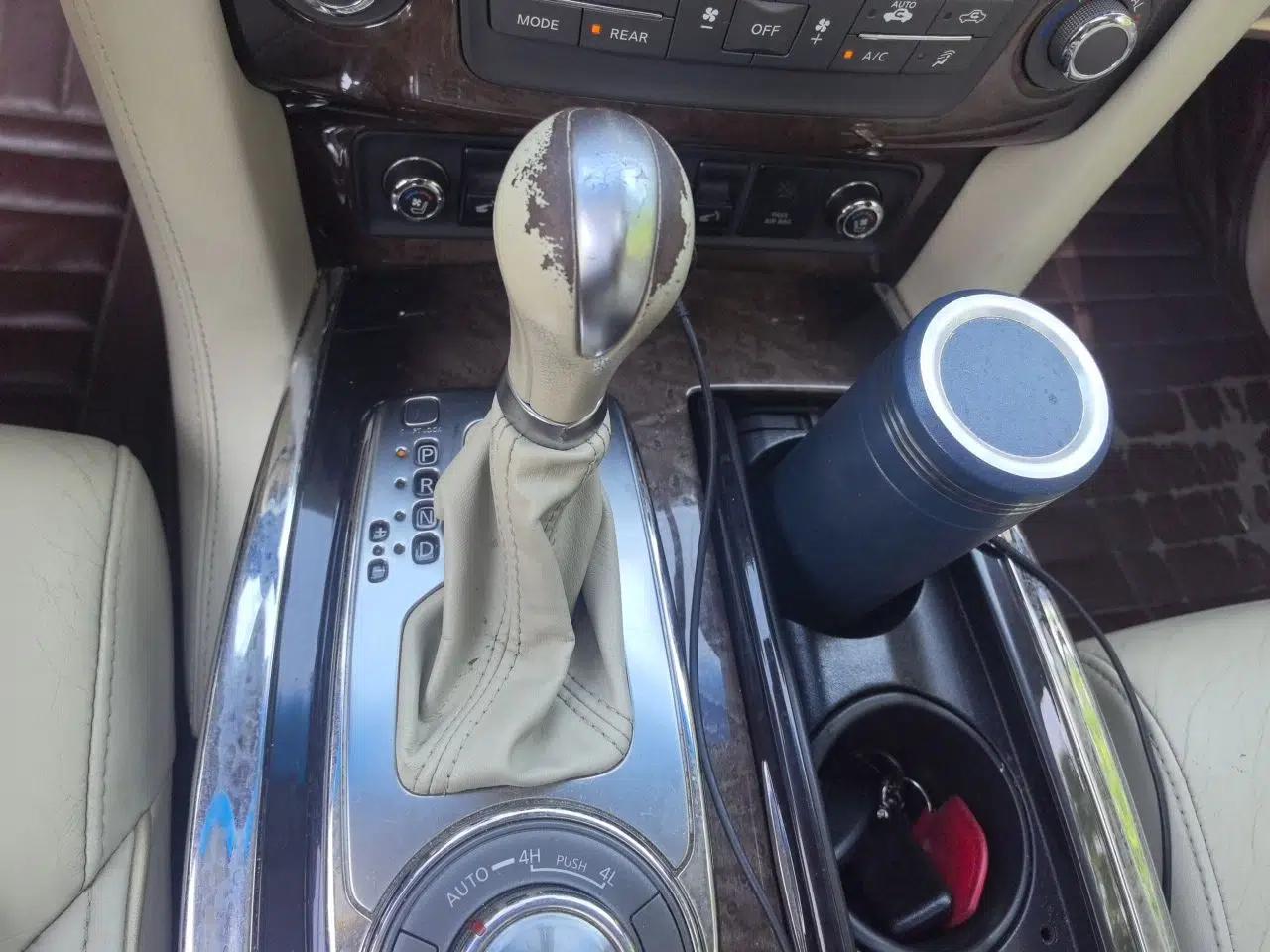 Infiniti QX 2011 QX56 — миниатюра 15
