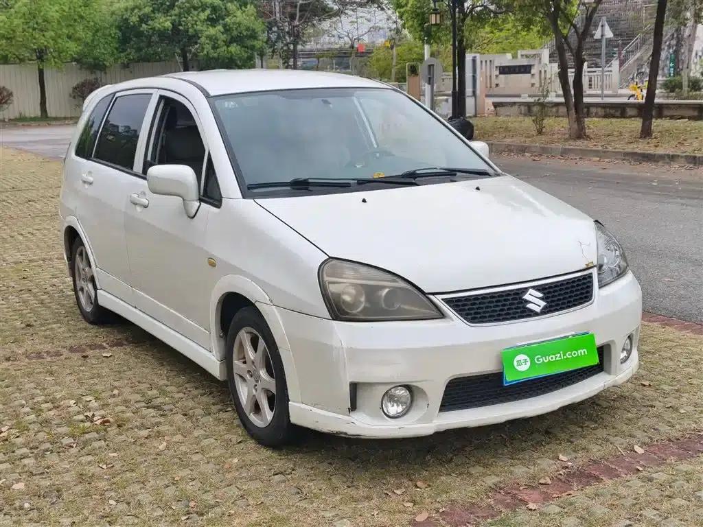 Liana 2013 Hatchback 1.4L Manual Deluxe — миниатюра 9