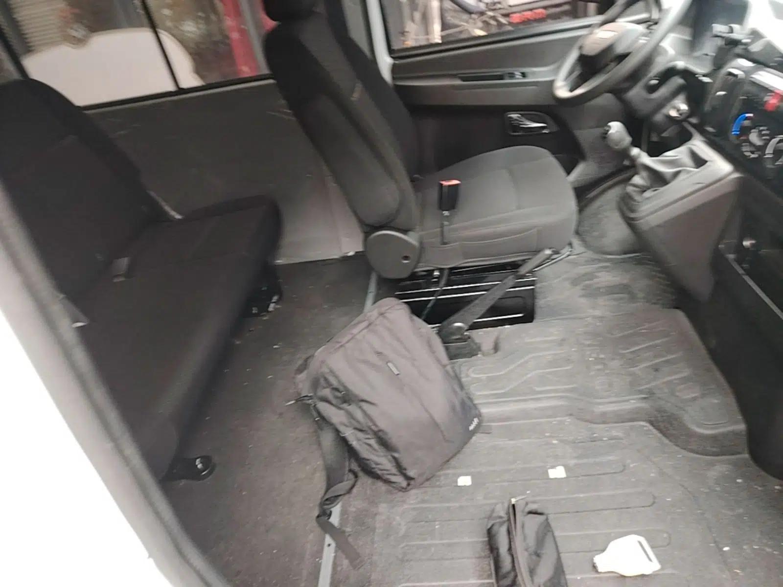 Iveco Daily 2025 2.5T A37M1 Multi-Purpose Passenger Vehicle Mid-Frame Mid-Roof Dual Tires — миниатюра 23