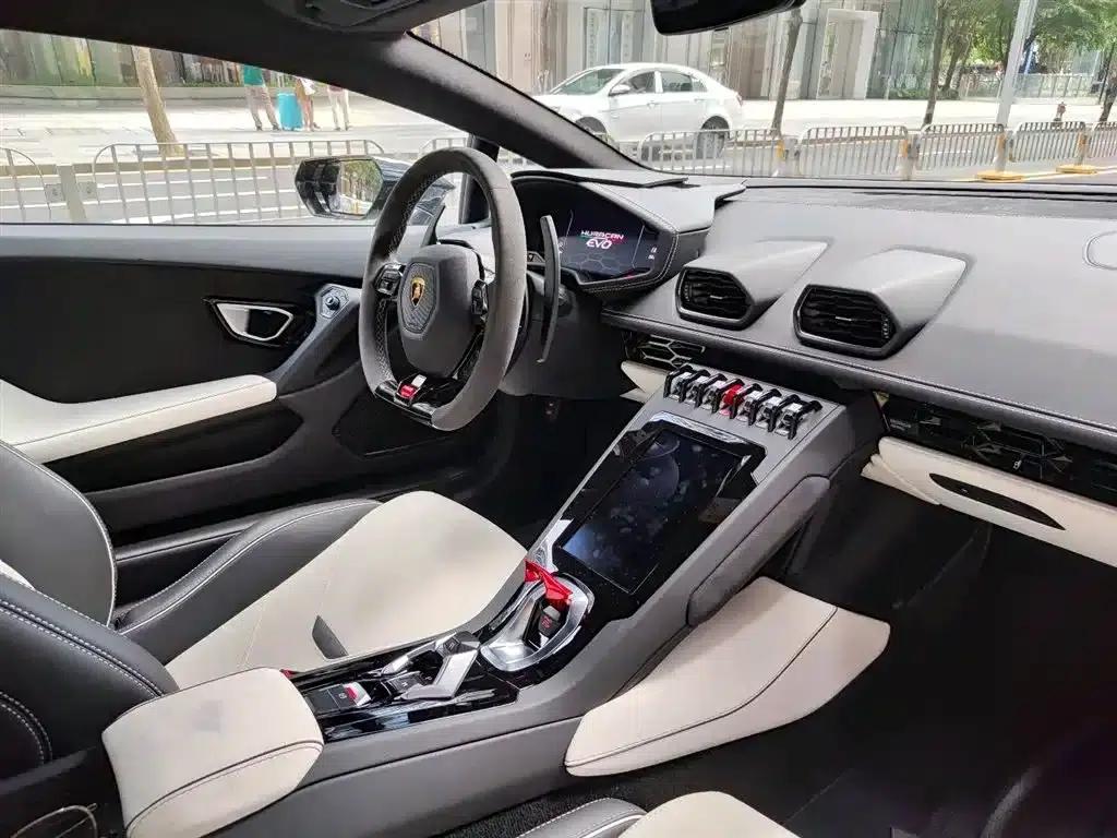 Huracán 2020 Huracán EVO RWD — миниатюра 6