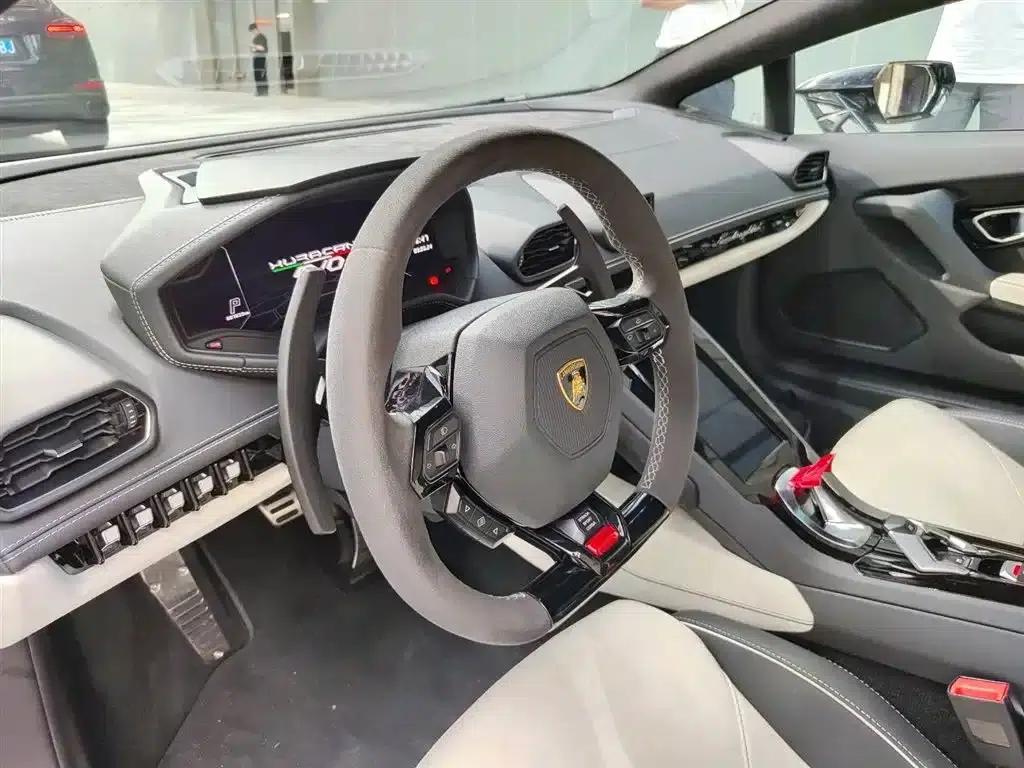 Huracán 2020 Huracán EVO RWD — миниатюра 7