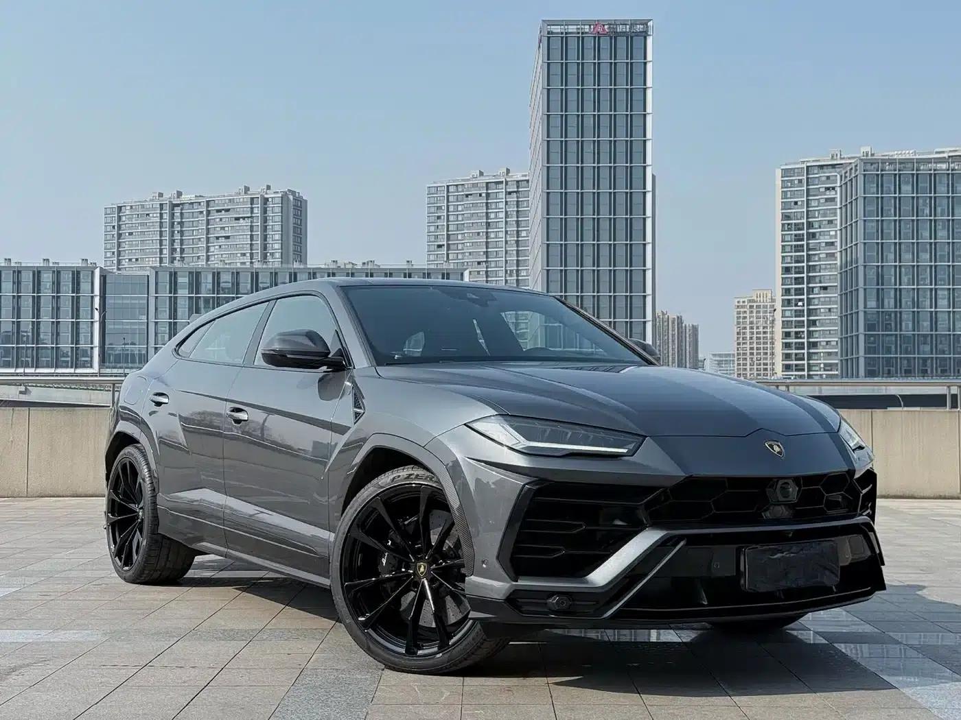 2018 Urus 4.0T V8 — миниатюра 2