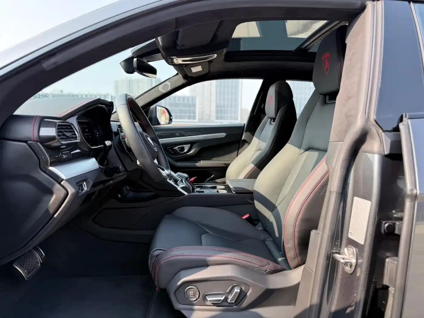 2018 Urus 4.0T V8 — миниатюра 14
