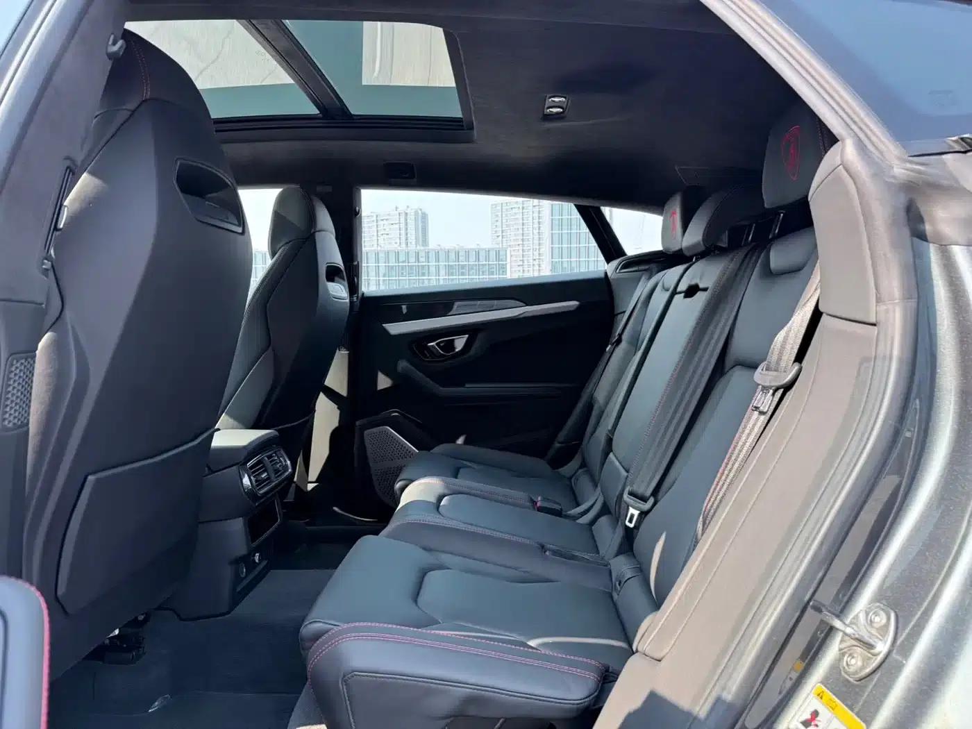 2018 Urus 4.0T V8 — миниатюра 17