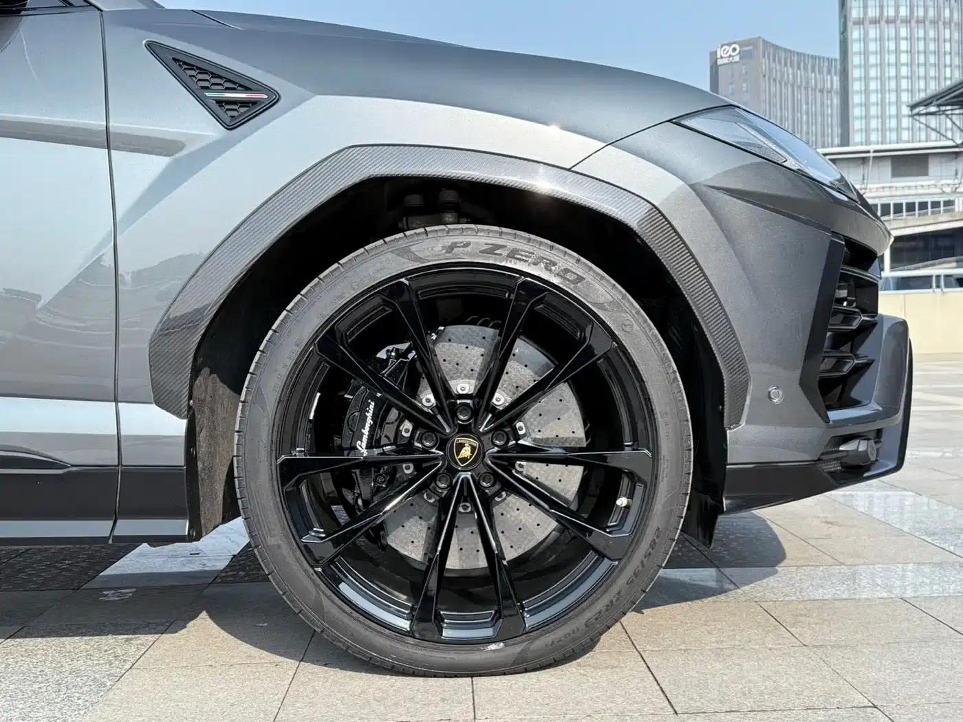 2018 Urus 4.0T V8 — миниатюра 18