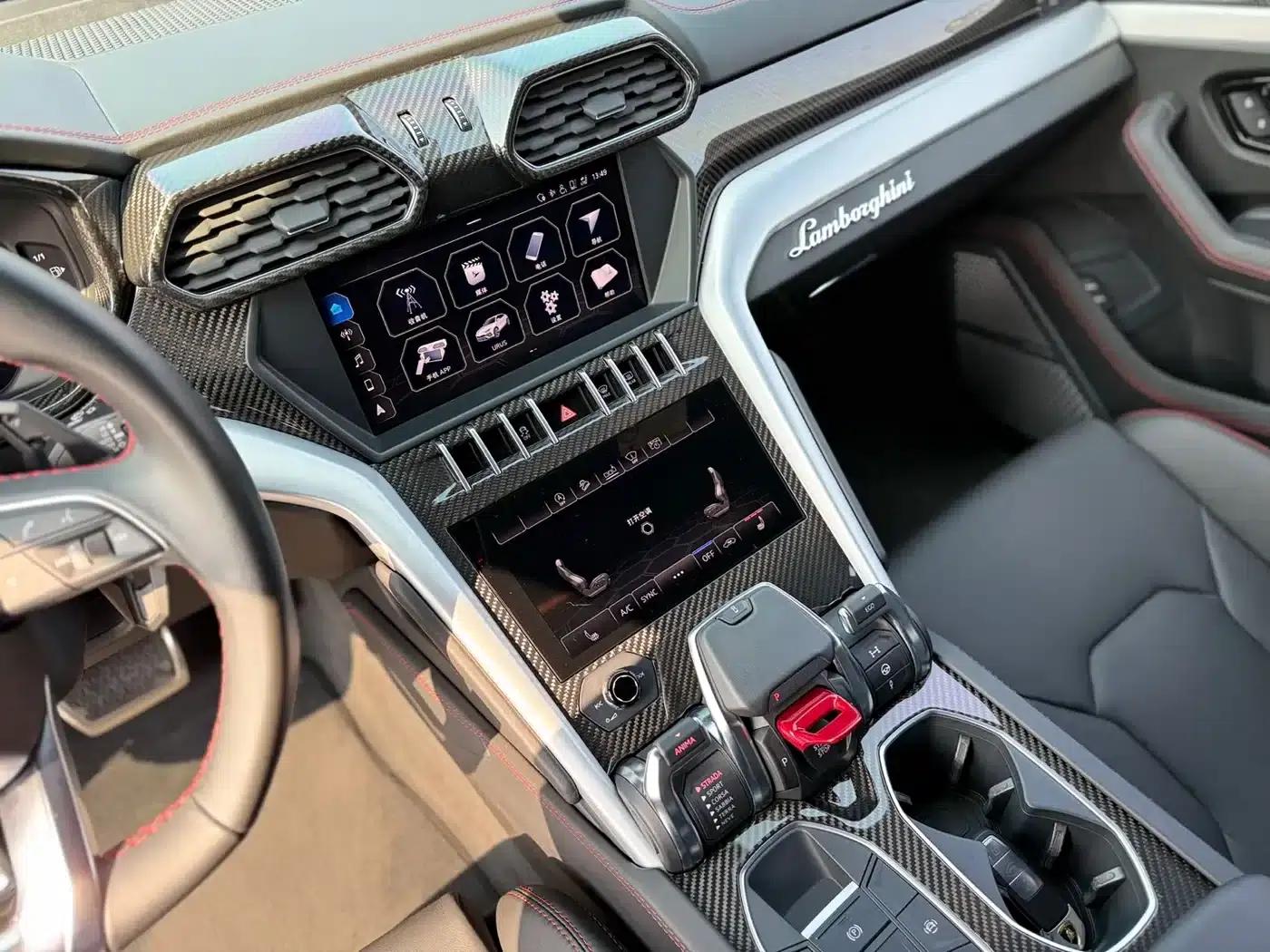 2018 Urus 4.0T V8 — миниатюра 10
