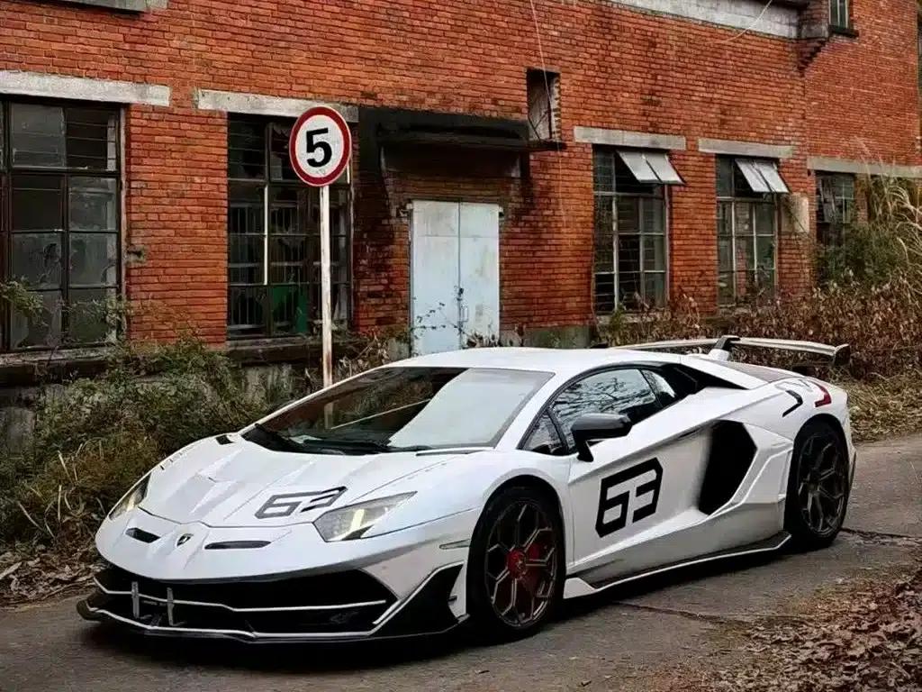 2011 Aventador LP 700-4 — миниатюра 1