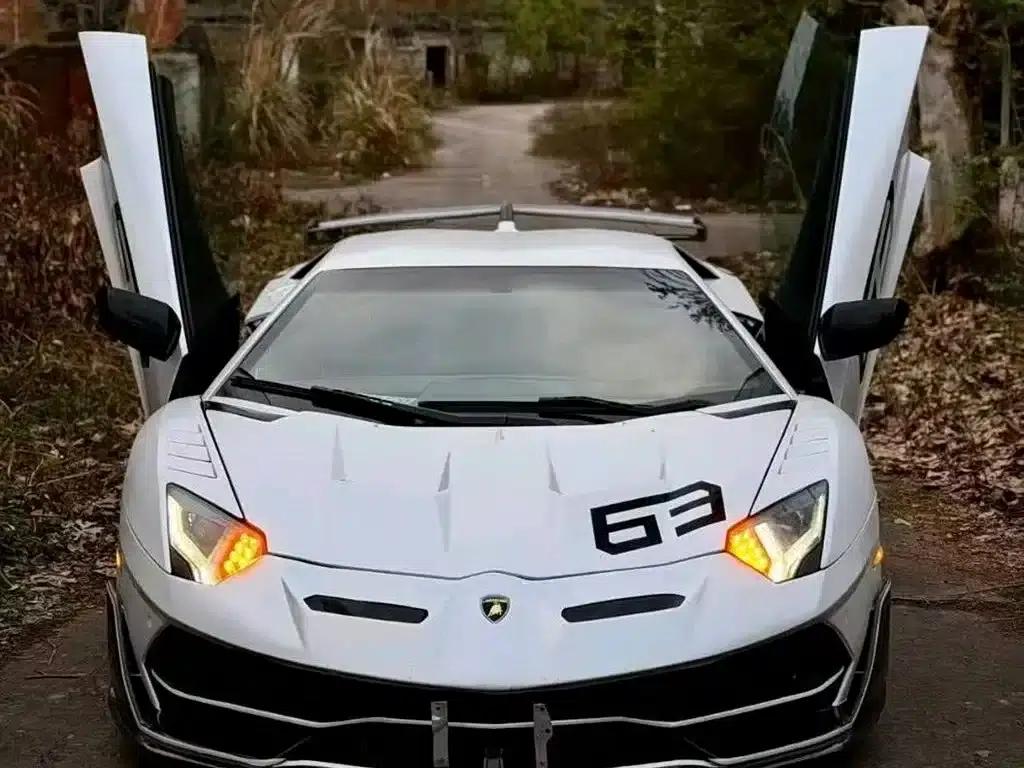 2011 Aventador LP 700-4 — миниатюра 3