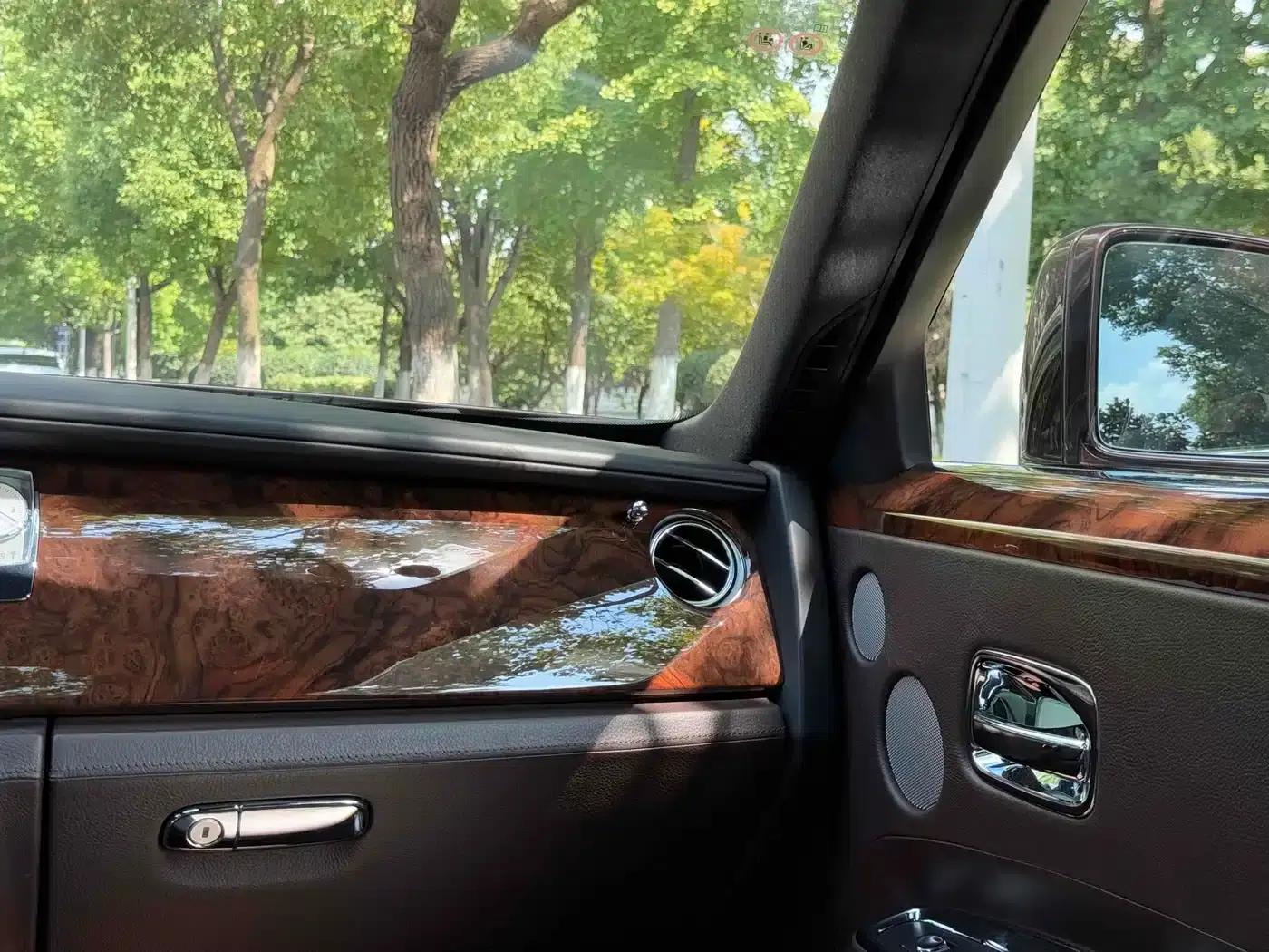 2014 Ghost 6.6T Extended Version — миниатюра 17