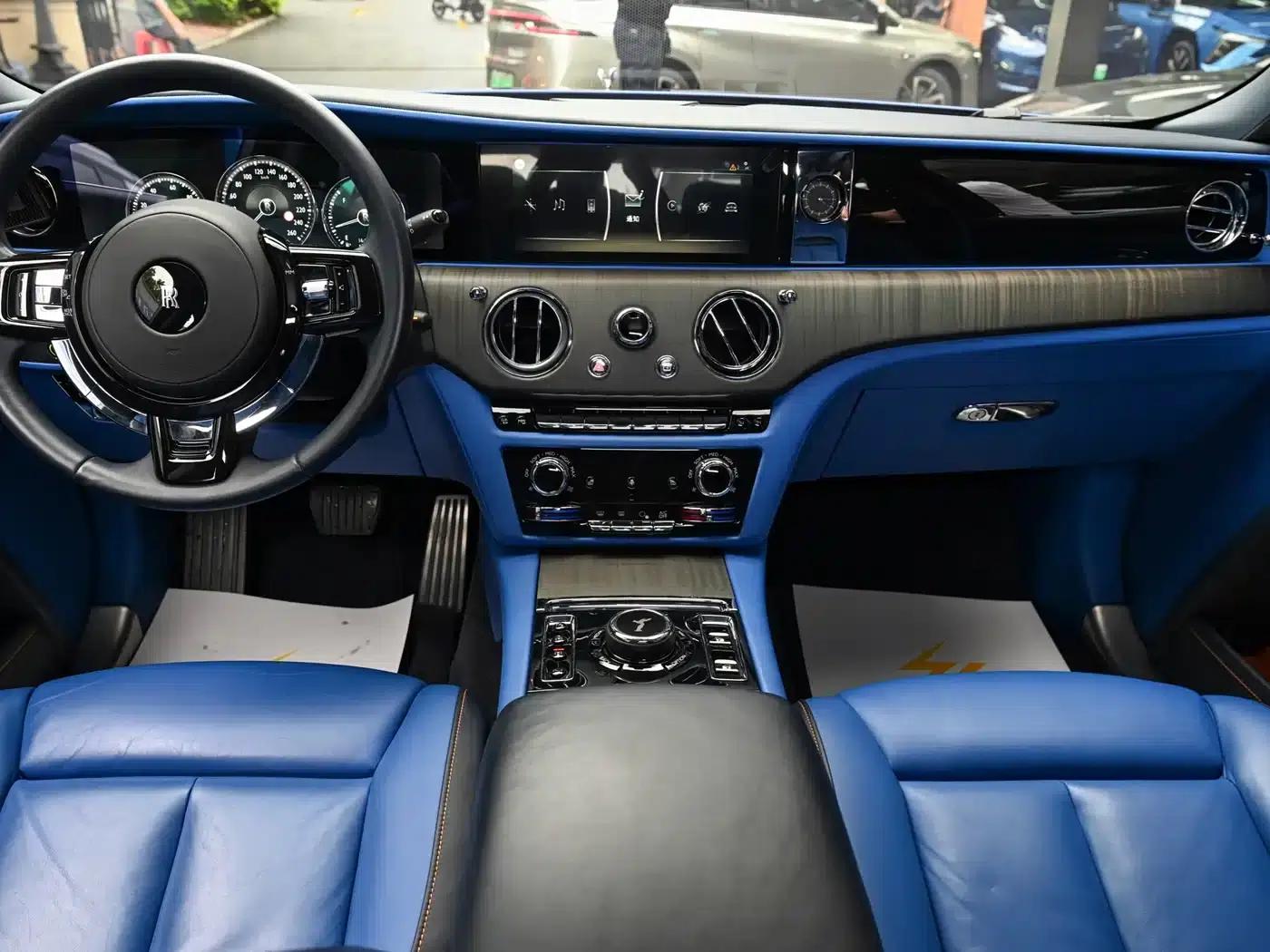 2021 Ghost 6.7T Standard Wheelbase — миниатюра 21