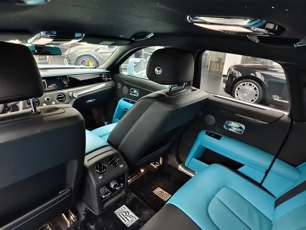 2022 Ghost 6.7T Black Badge — миниатюра 6