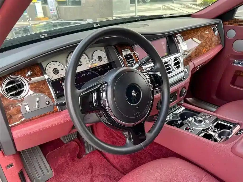 2010 Ghost 6.6T Standard Edition — миниатюра 7