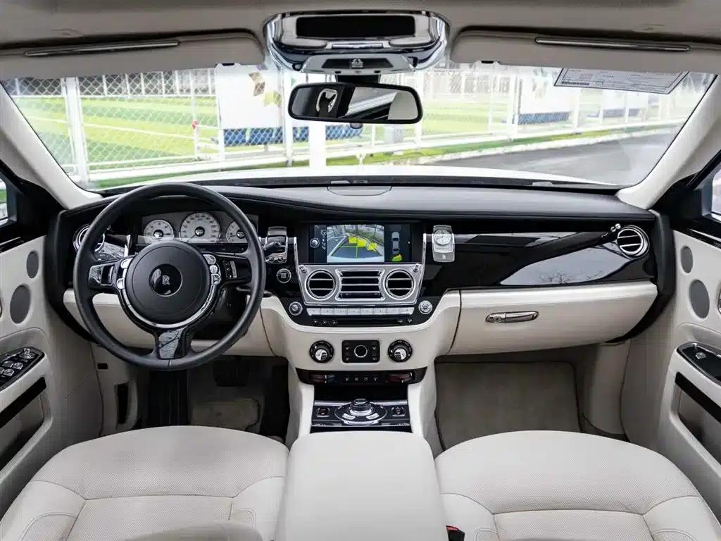 2010 Ghost 6.6T Standard Edition — миниатюра 12