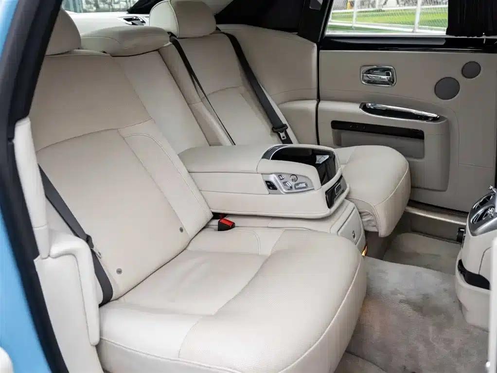 2010 Ghost 6.6T Standard Edition — миниатюра 24