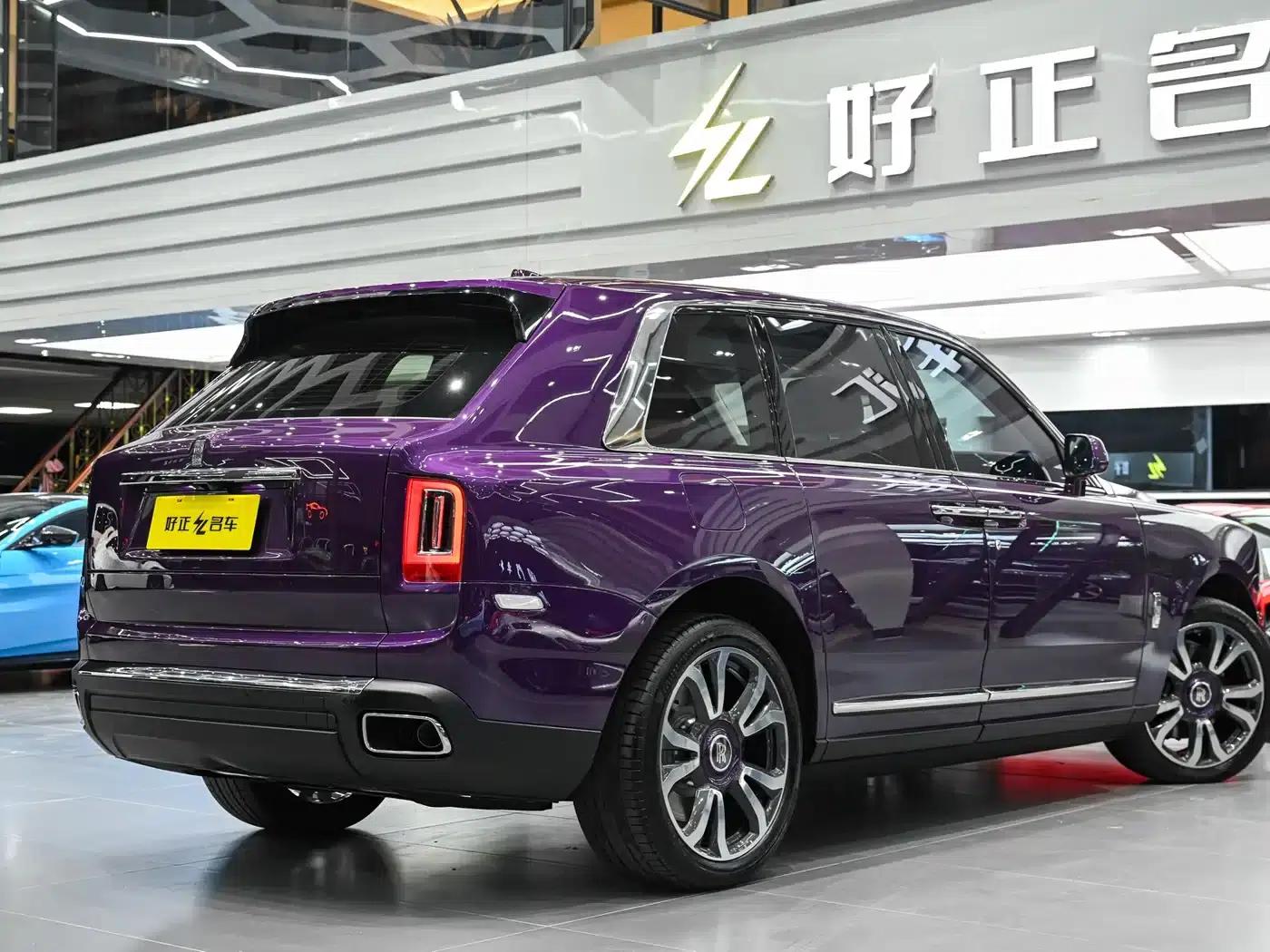 2018 Cullinan, four-seater version — миниатюра 4